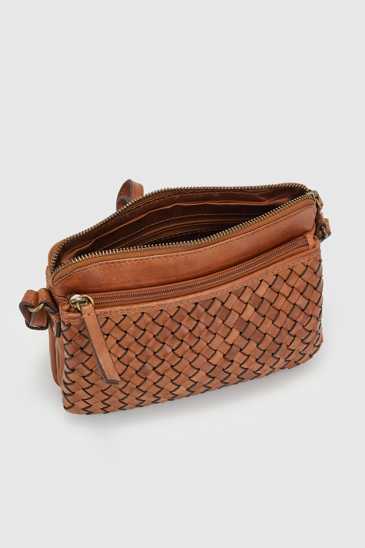 Evity Palma Leather Scoop Crossbody Bag – Strandbags Australia