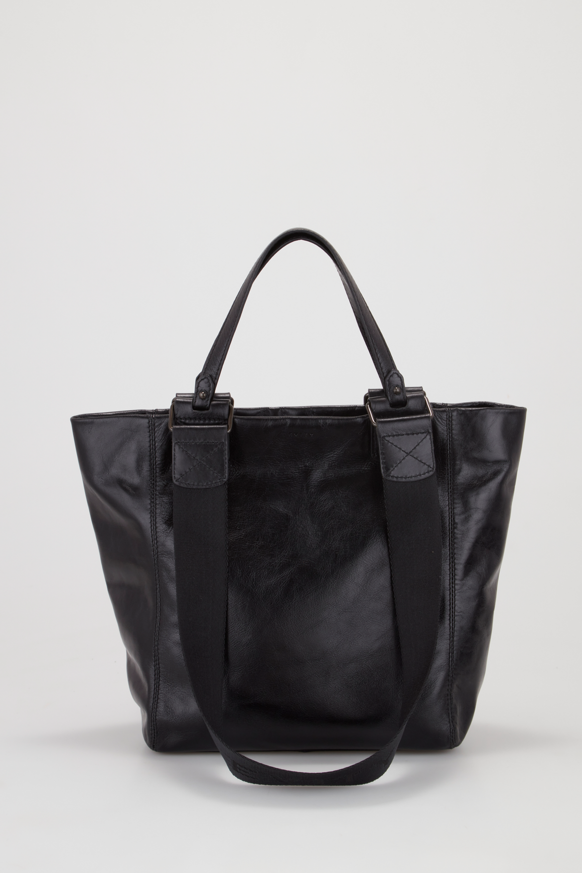 Evity Ria Leather Scoop Crossbody Bag – Strandbags Australia