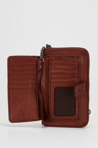 Ari Leather Credit Card Crossbody