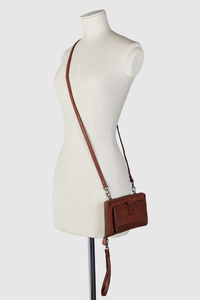 Ari Leather Credit Card Crossbody