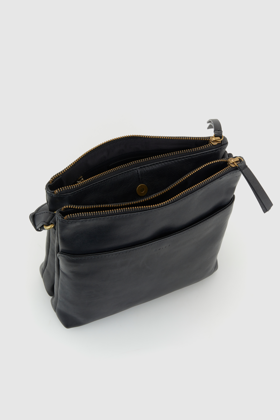 Evity Elle Leather Crossbody Bag – Strandbags Australia